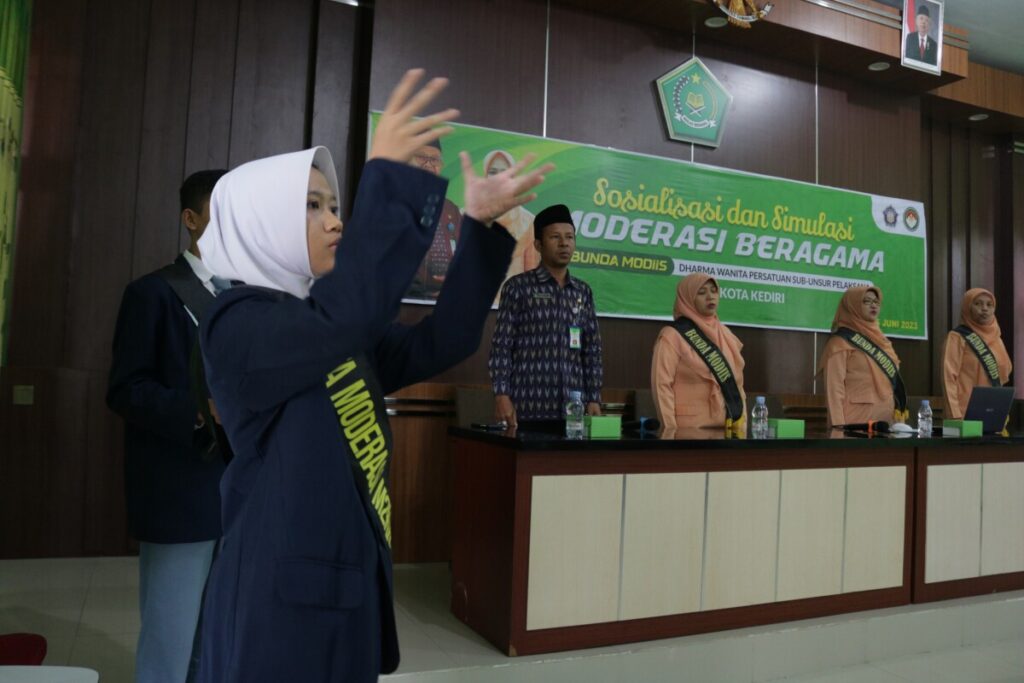 Sosialisasi Dan Simulasi Moderasi Beragama Man Kota Kediri